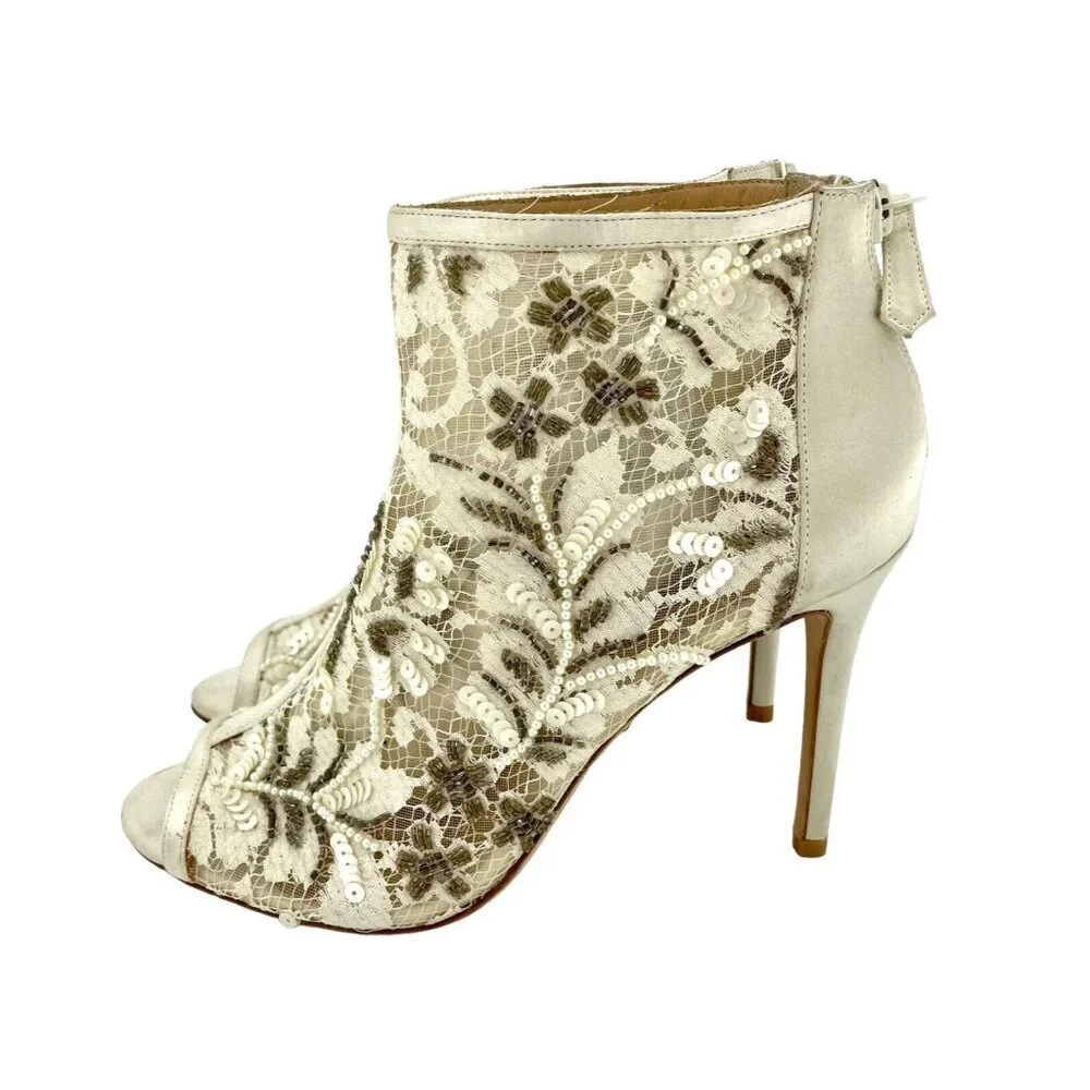Badgley Mischka Moyra Booties Peep toe Beaded Sequin Beige Ankle SZ 7.5